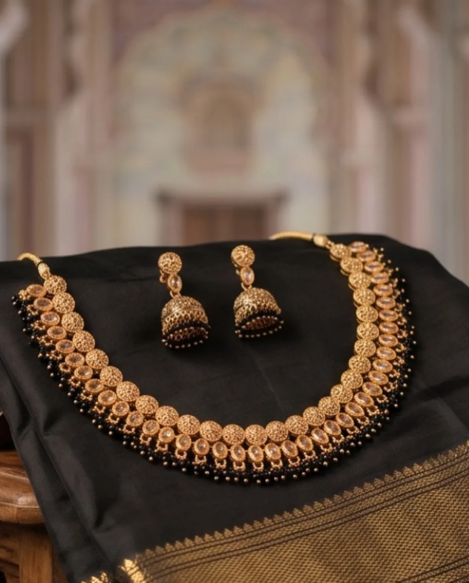 Antique AD Black & Gold Necklace Set view 4